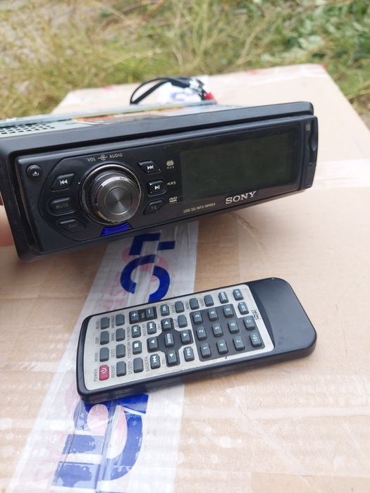 Автомагнитола Sony