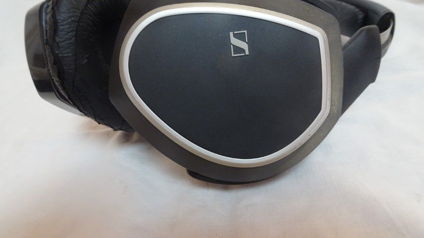 Headphones Sennheiser wireless