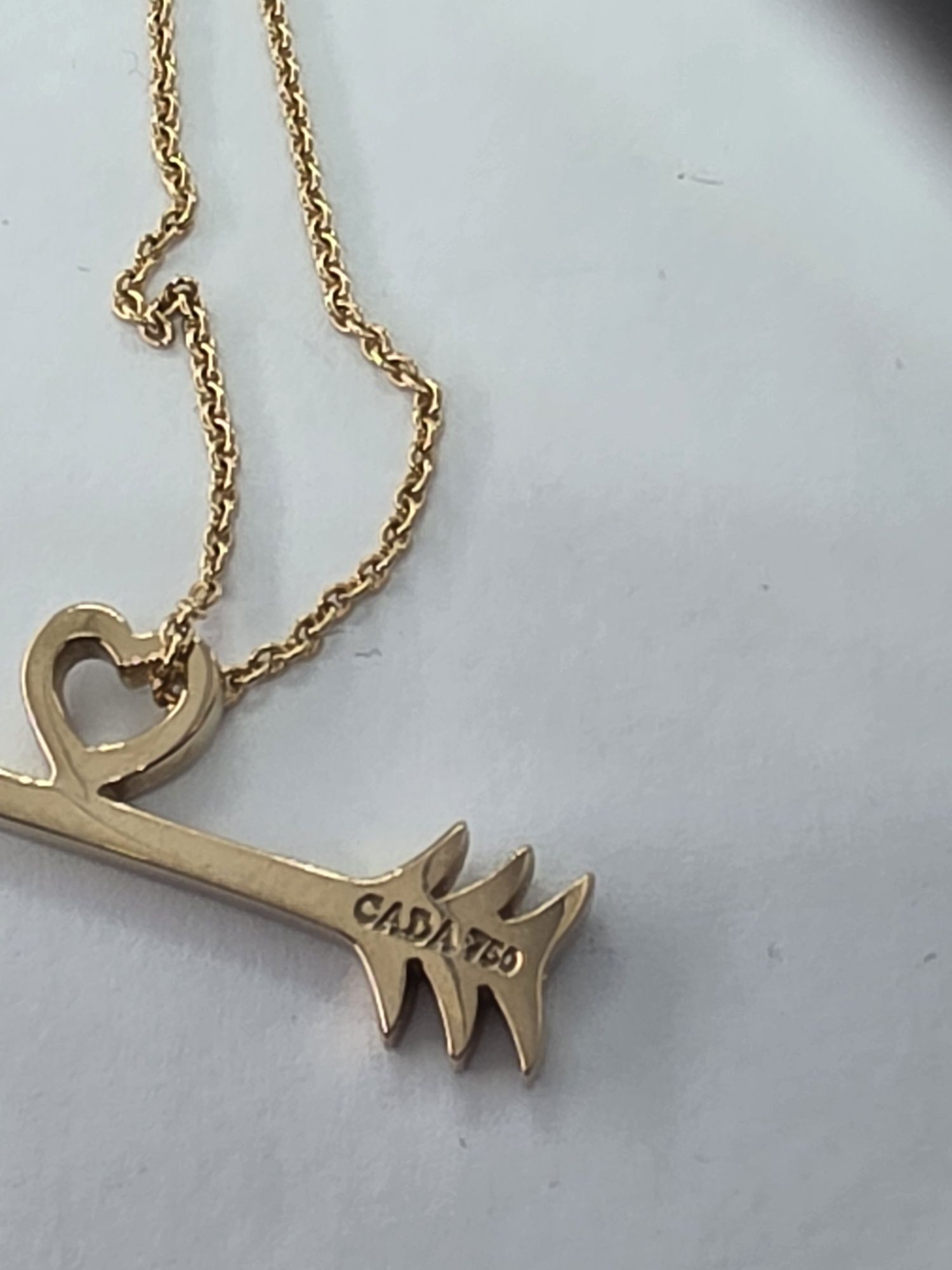 Łańcuszek z wisiorkiem 750 różowe złoto , brylanty 0,36 carat