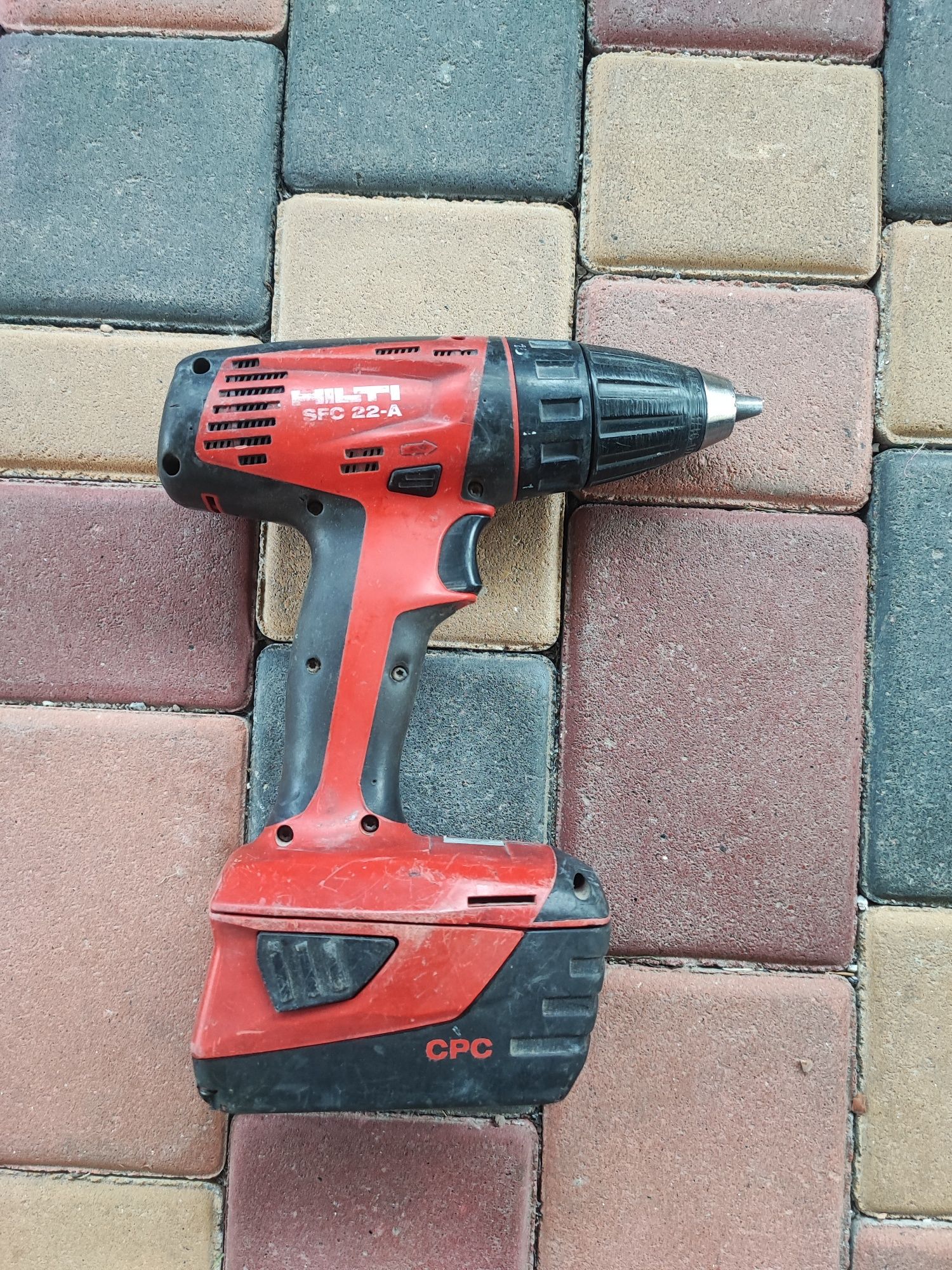 Продам шурупокрут hilti