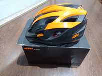 Capacete ktm quase novo