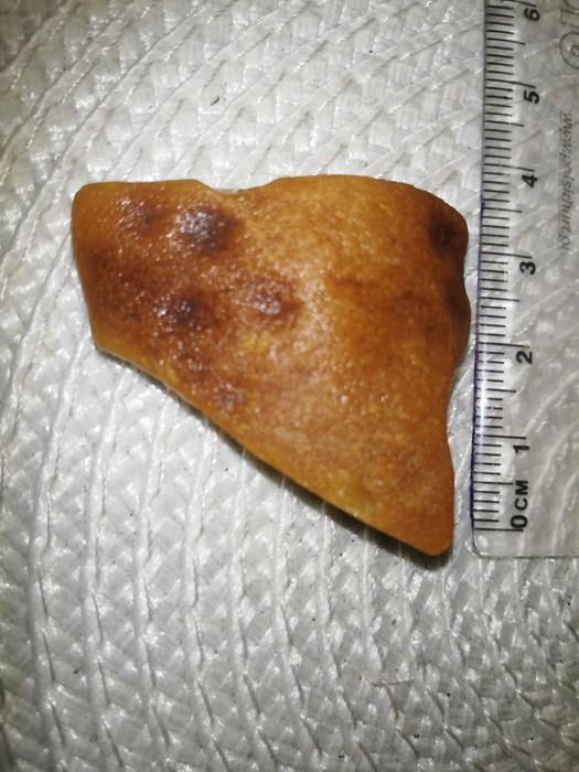 Bursztyn surowy bałtycki 8,5g (Nr k44)