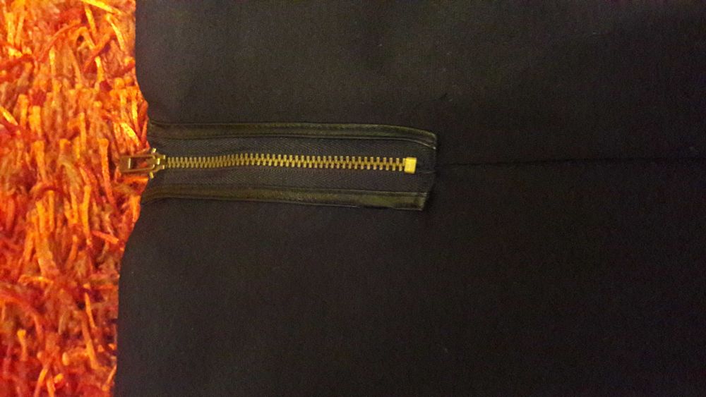 Spódniczka dzianina mini czarna + beż +krem XS - S ozdobny suwak