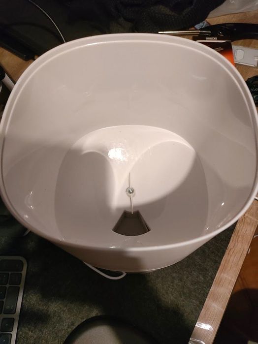 Alimentador automático programável para animais de estimação