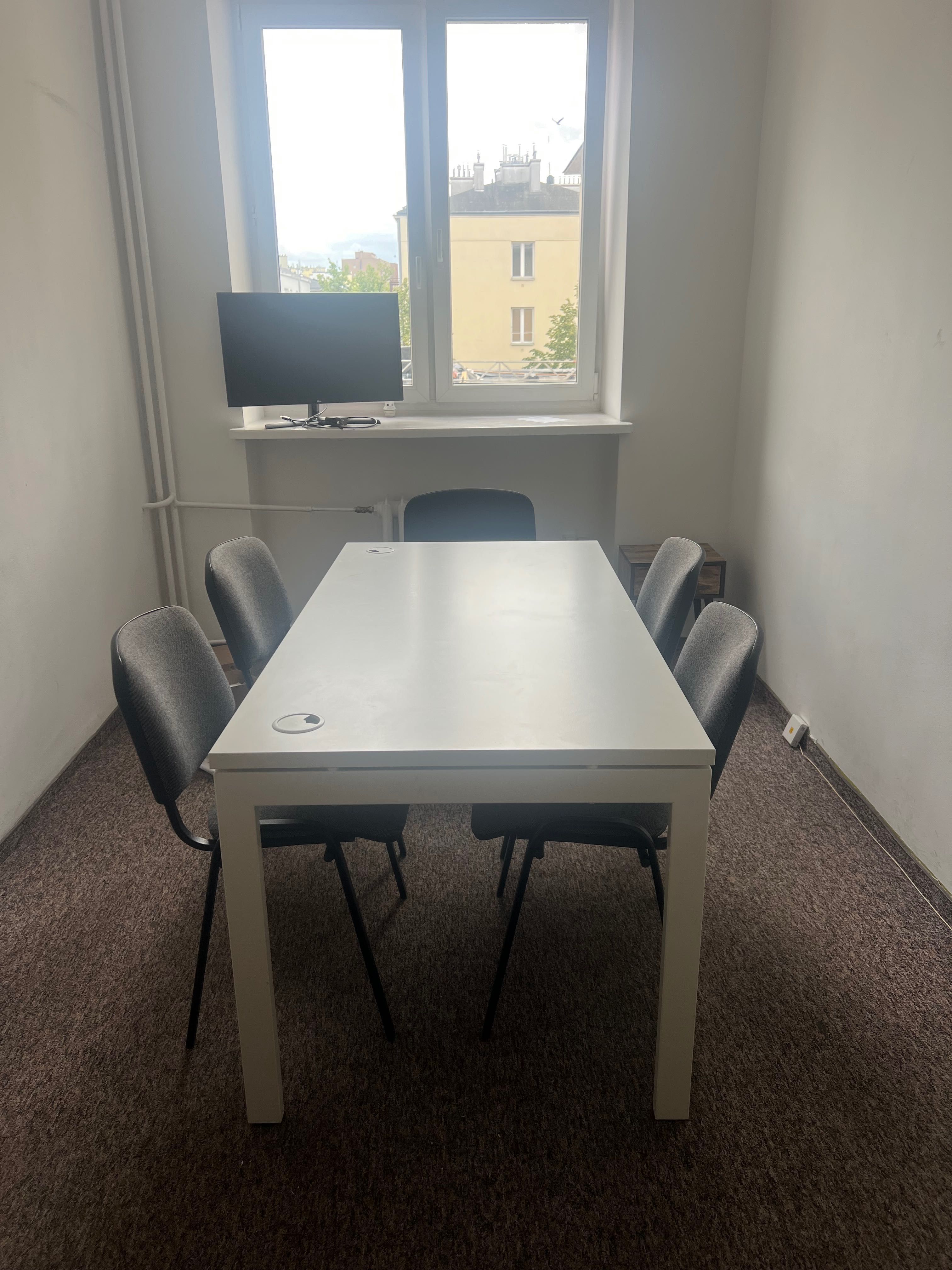 Krzesła konferencyjne używane
