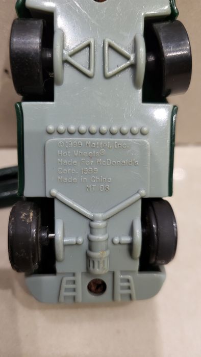 Zabawka samochodzik Hot Wheels 1999 r.