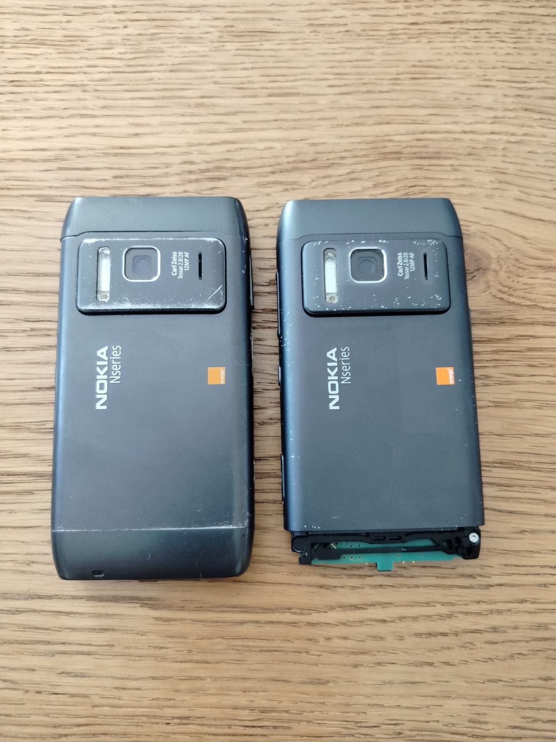 Telefony Nokia N8