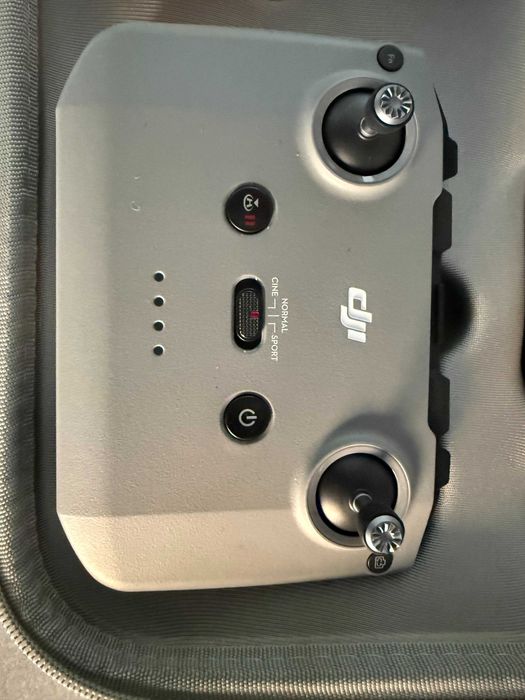 Dron z kamerą DJI mini 4K UHD - jak nowy!