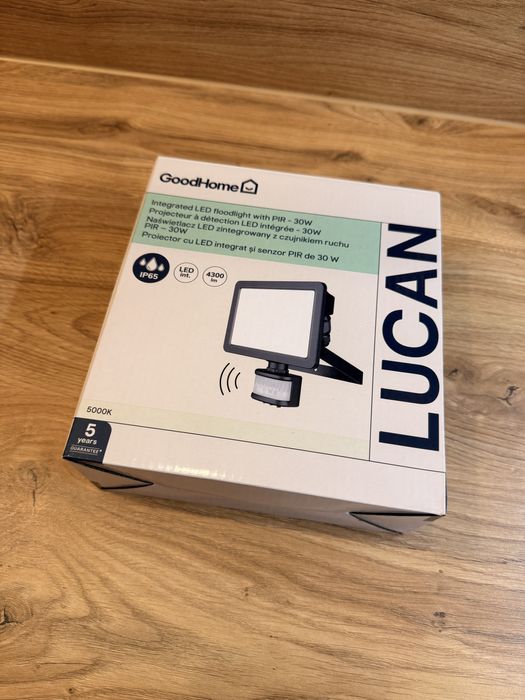 Lampa Lucan z czujnikiem ruchu