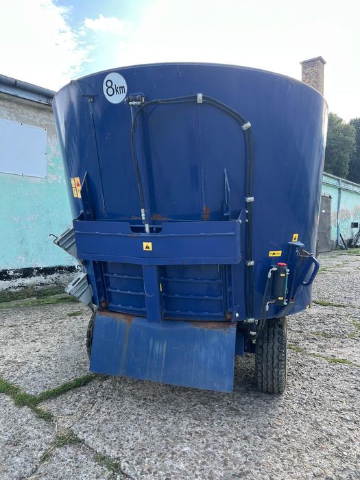 Wóz paszowy Alimamix