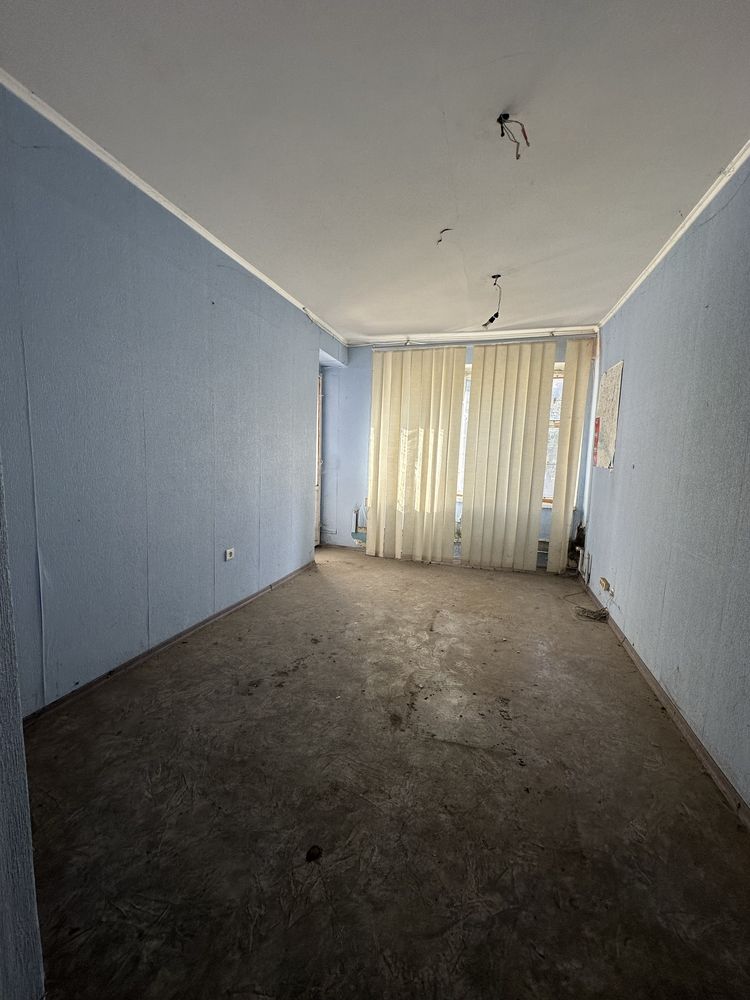 Квартира можливо під комерцію