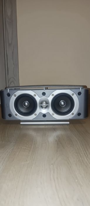Kolumna centralna JBL SCS 200