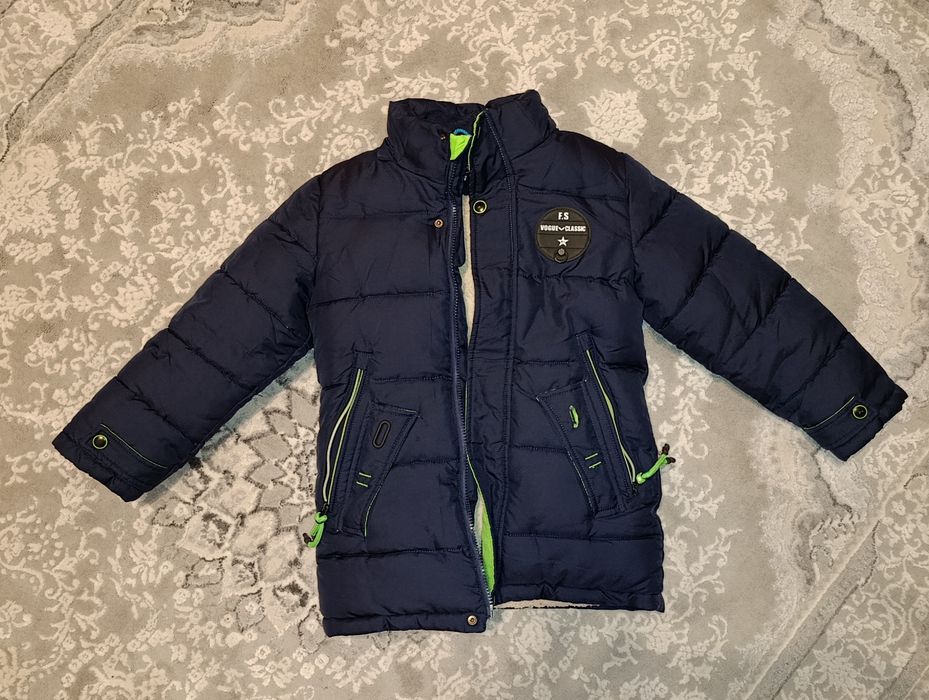 Тёплая удлинённая куртка 122р