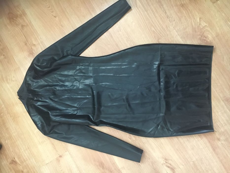 990/ Czarna Latex sukienka lateks 0,4 mm damska rozmiar S długi rękaw