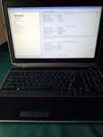 Laptop sprawny z ładowarka
