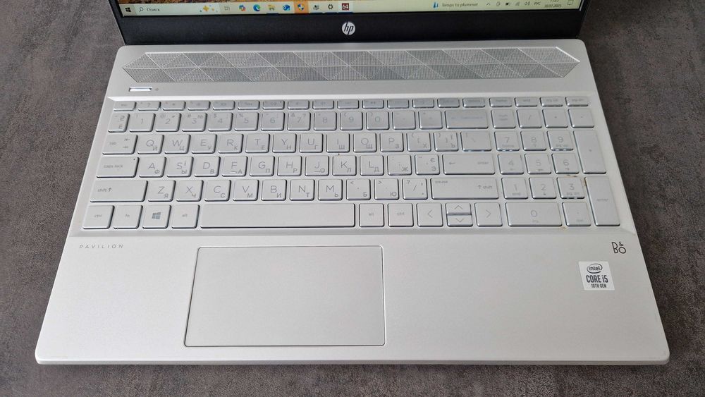 Ноутбук HP Pavilion i5-1035G1/12 озу/256 ссд