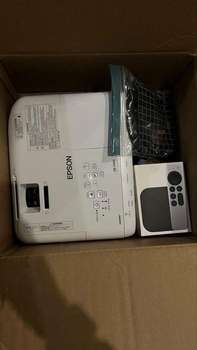 Проектор Epson EB-FH06