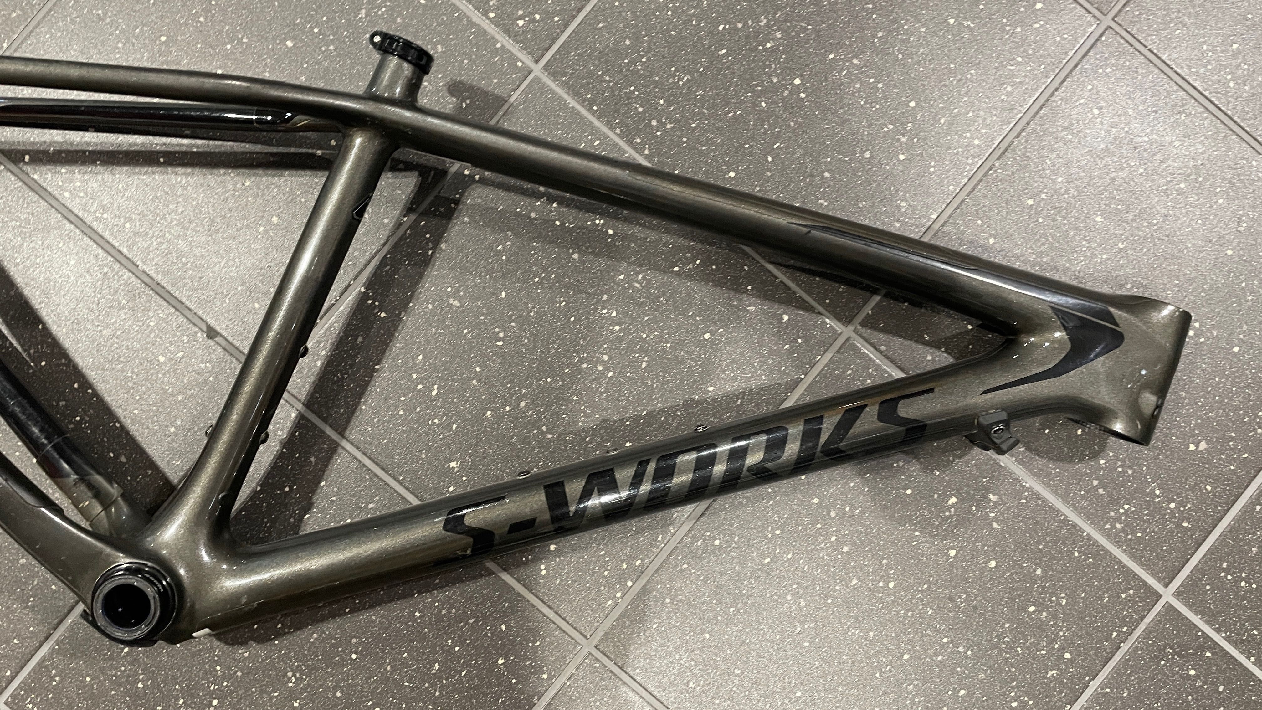 Rama rowerowa mtb XC Specialized S-works Epic S karbon bdb stan