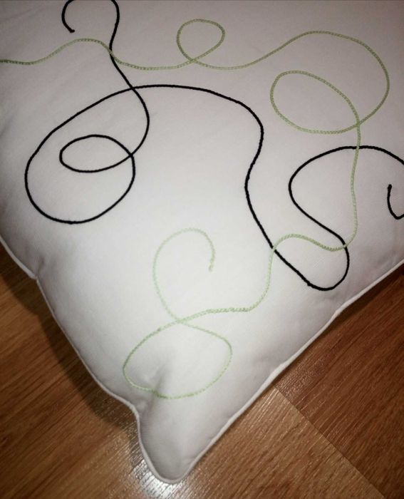 Almofada grande decorativa