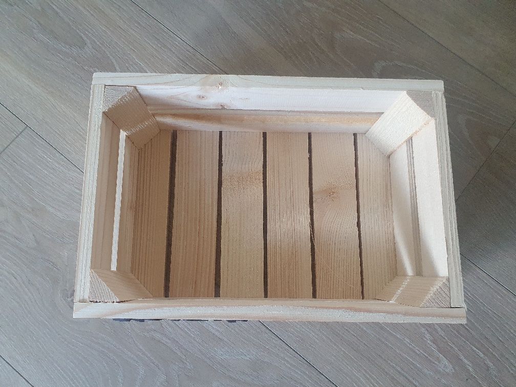 Drewniany koszyk ratunkowy 30x20cm