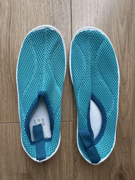 Buty do wody Tribord, rozmiar 32-33
