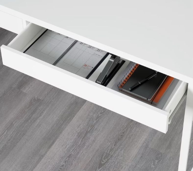 Biurko IKEA białe 142x50cm