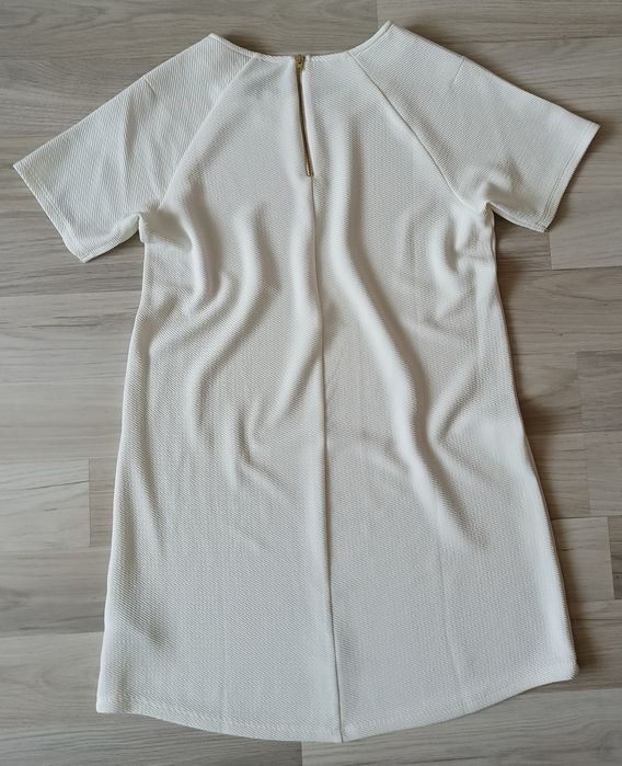 Esmara biała krótka sukienka tunika krótki rękaw 16/ 42