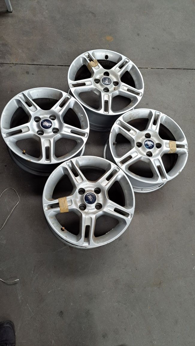 Jantes 16 especiais originais Ford