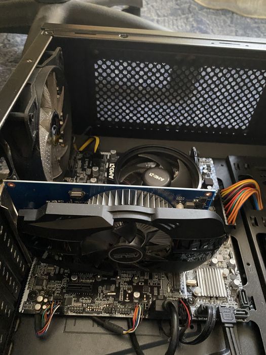 Продам ПК + ігрова клавіатура HyperX