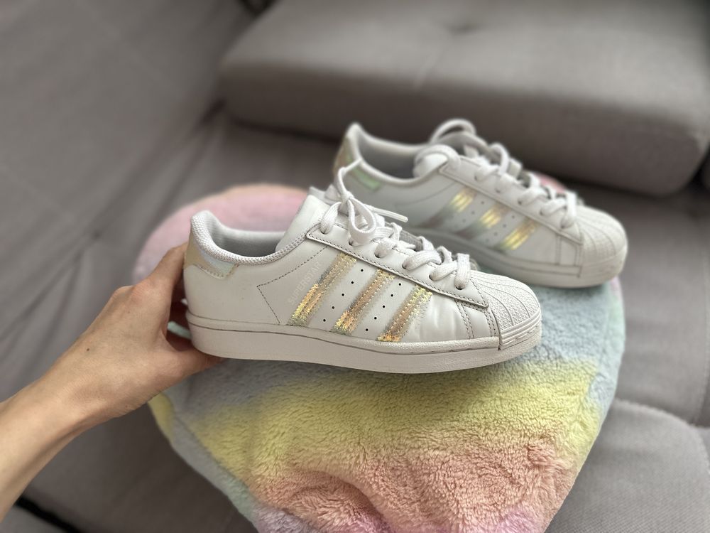 Adidas superstar