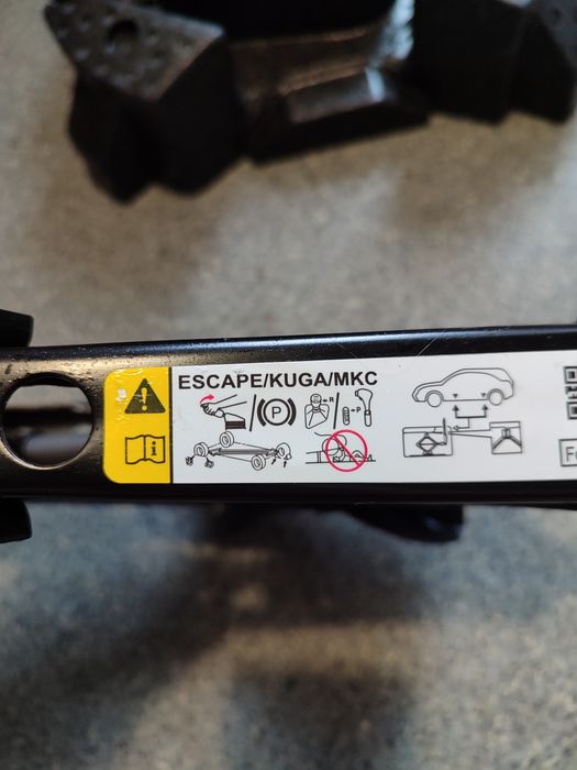 Домкрат Форд Куга Эскейп Ford Kuga Escape