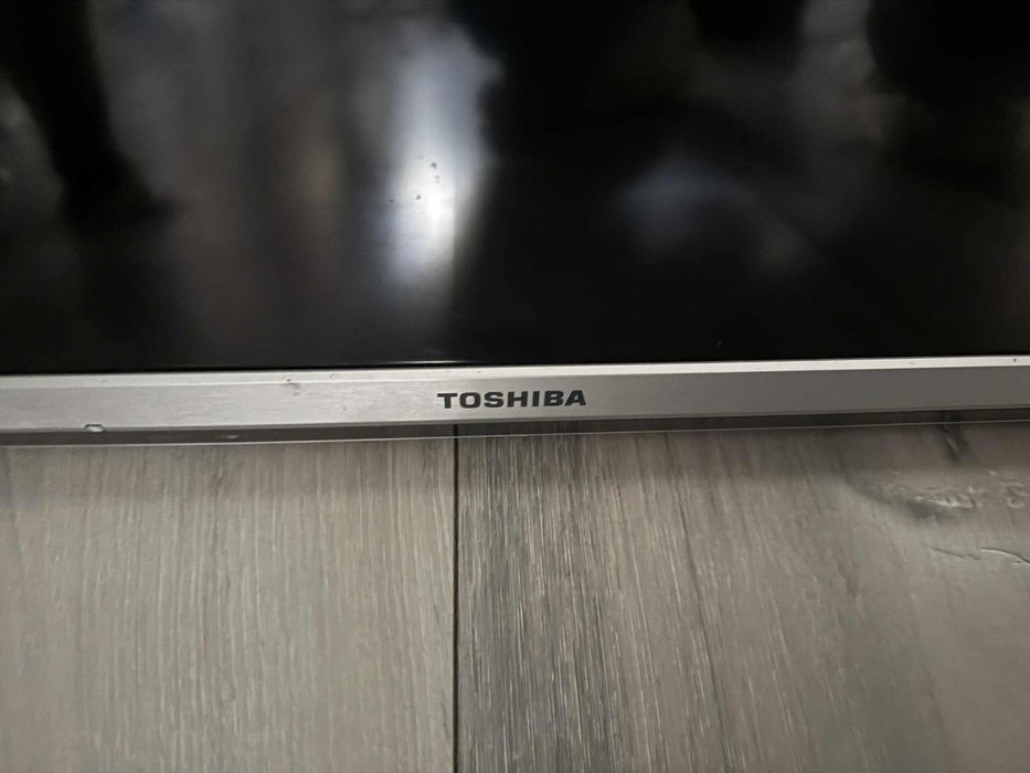 Toshiba 46 cala uszkodzony
