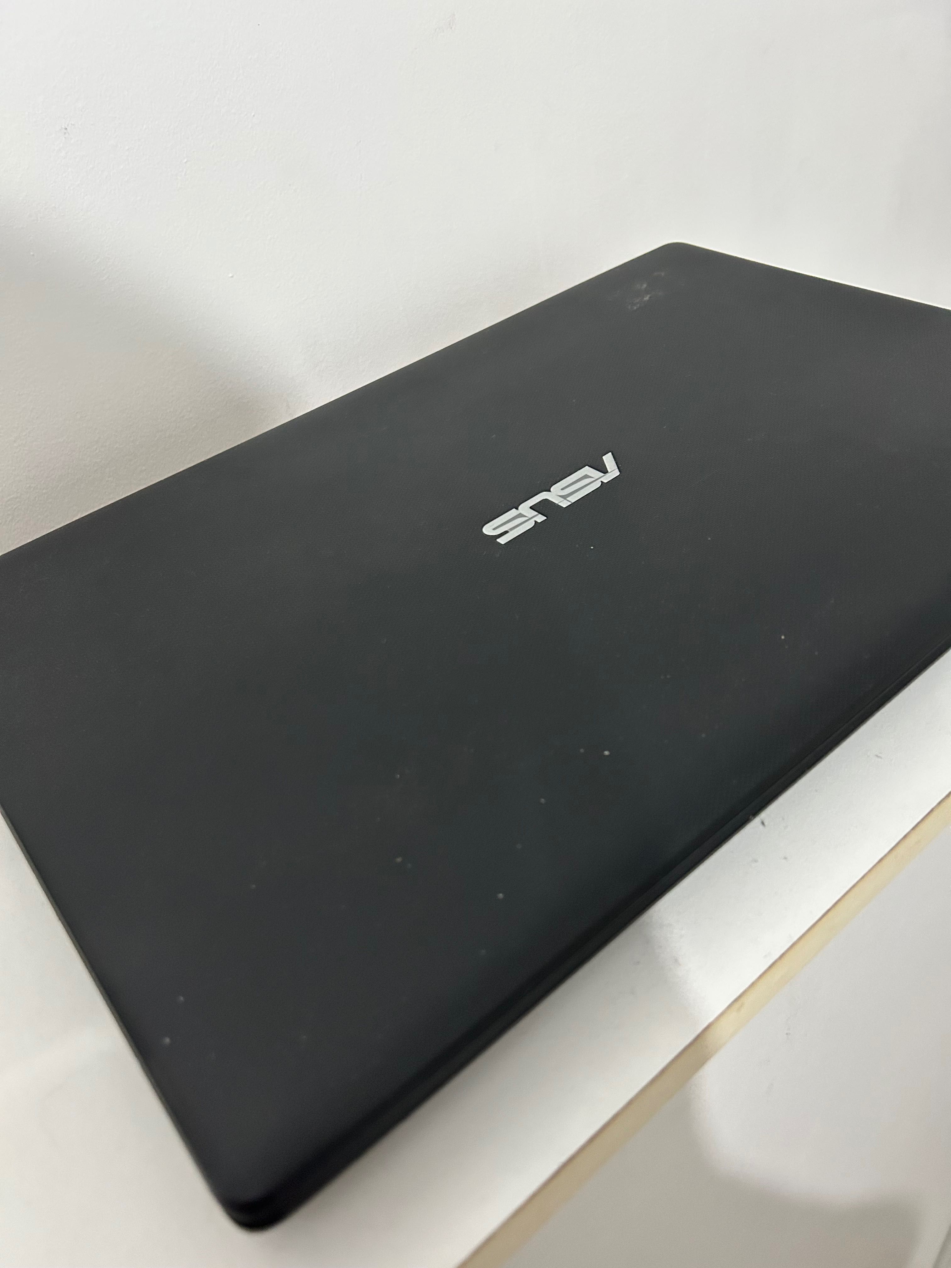 pack iPhone 11 + notebook asus