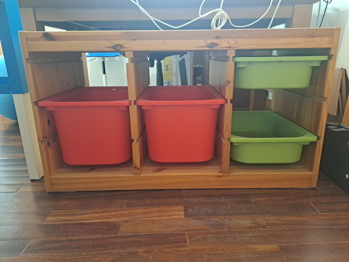 Armário com gavetas Ikea