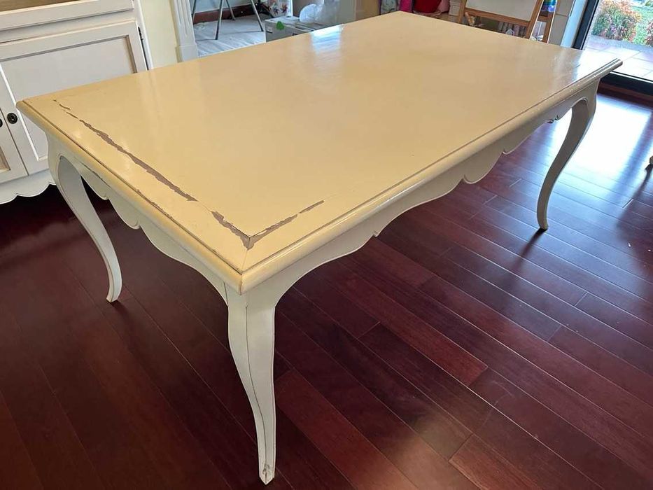 Mesa de jantar extensível