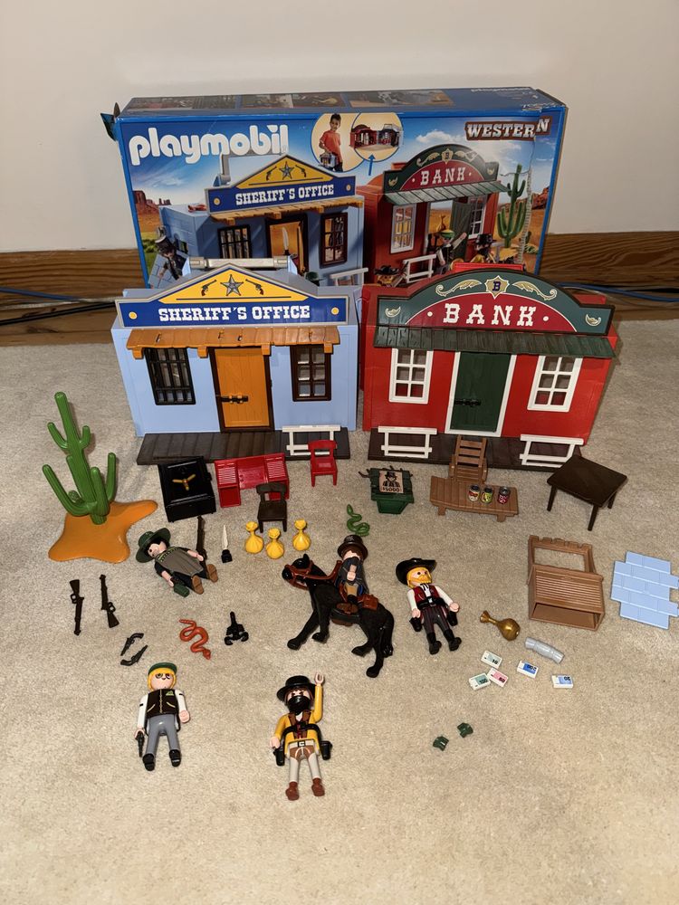 Playmobil WESTERN 70012 przenośne miasteczko biuro szeryfa i bank