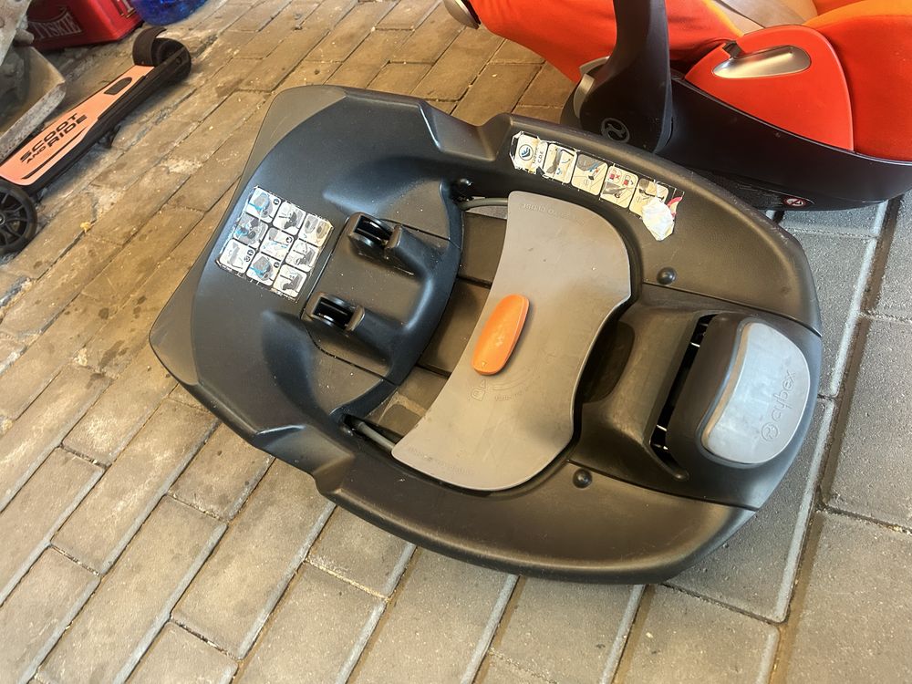 Cybex Cloud Z baza i nosidełko