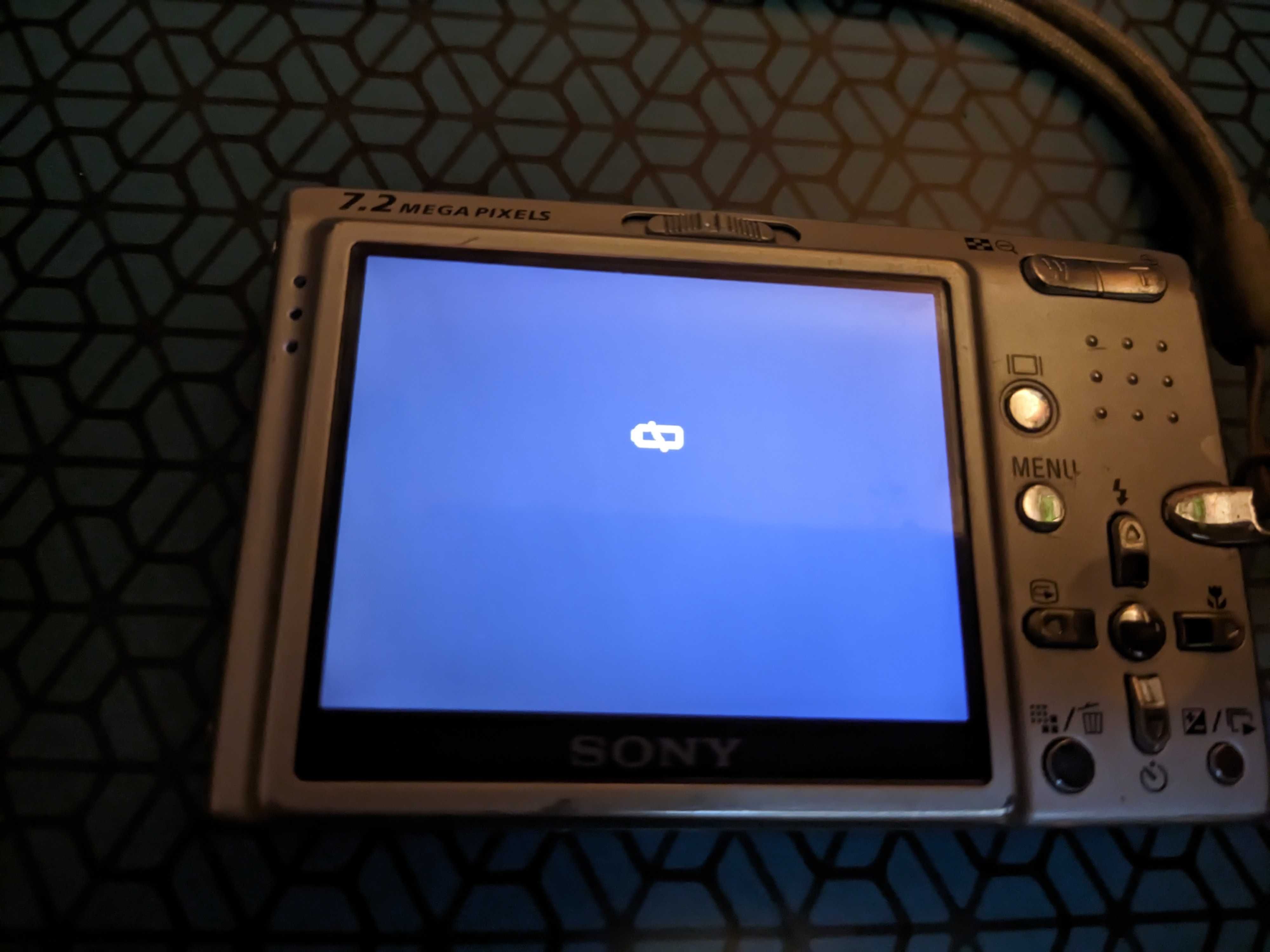 Máquina Fotográfica Sony Cyber-shot DSC-T10 | LER DESCRIÇÃO