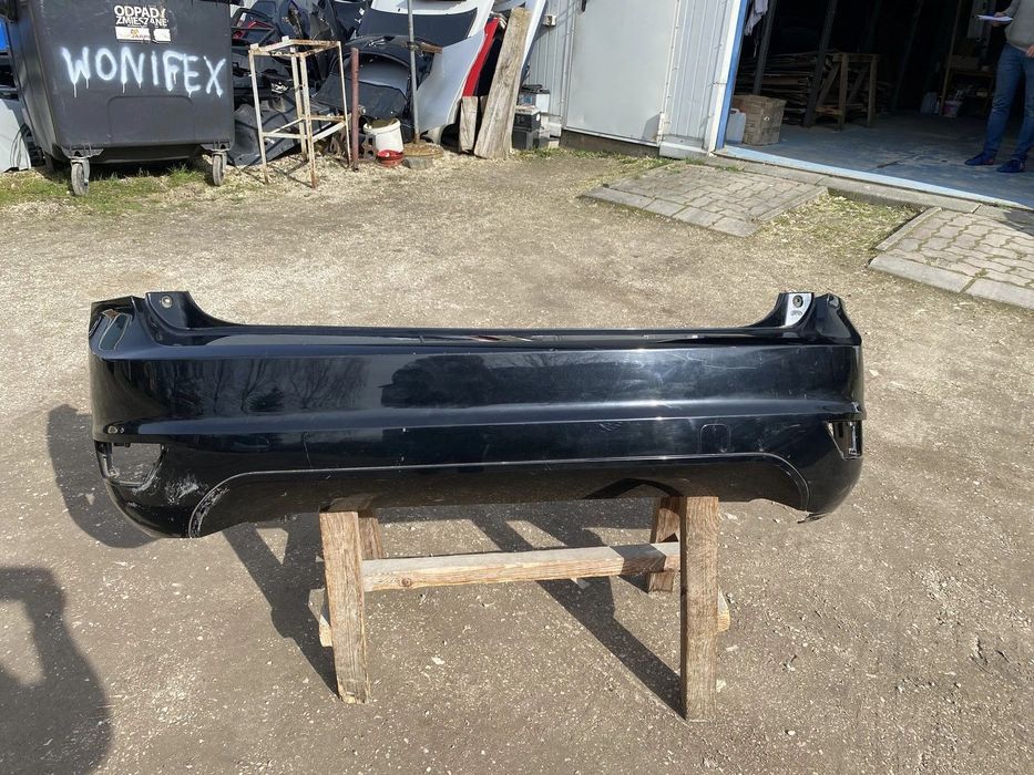 ZDERZAK TYŁ TYLNY FORD FOCUS MK2 LIFT HB 07-11 8M51-A17906-A