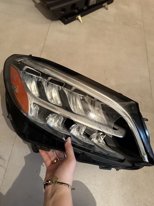 Lampa prawa przód mercedes w205 lift usa