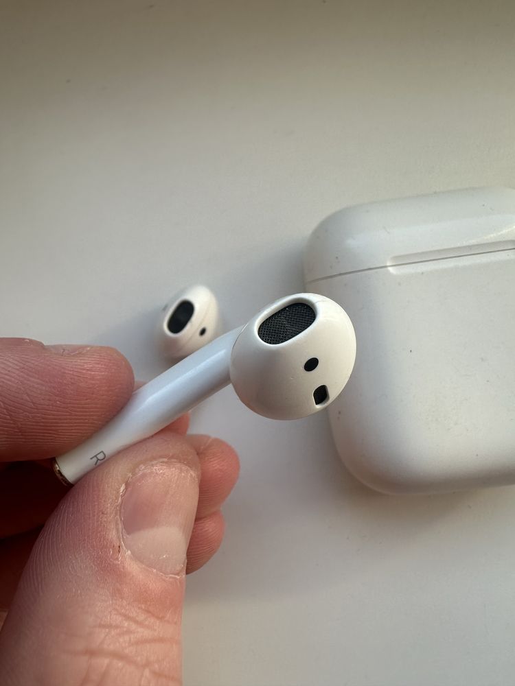 Airpods наушники