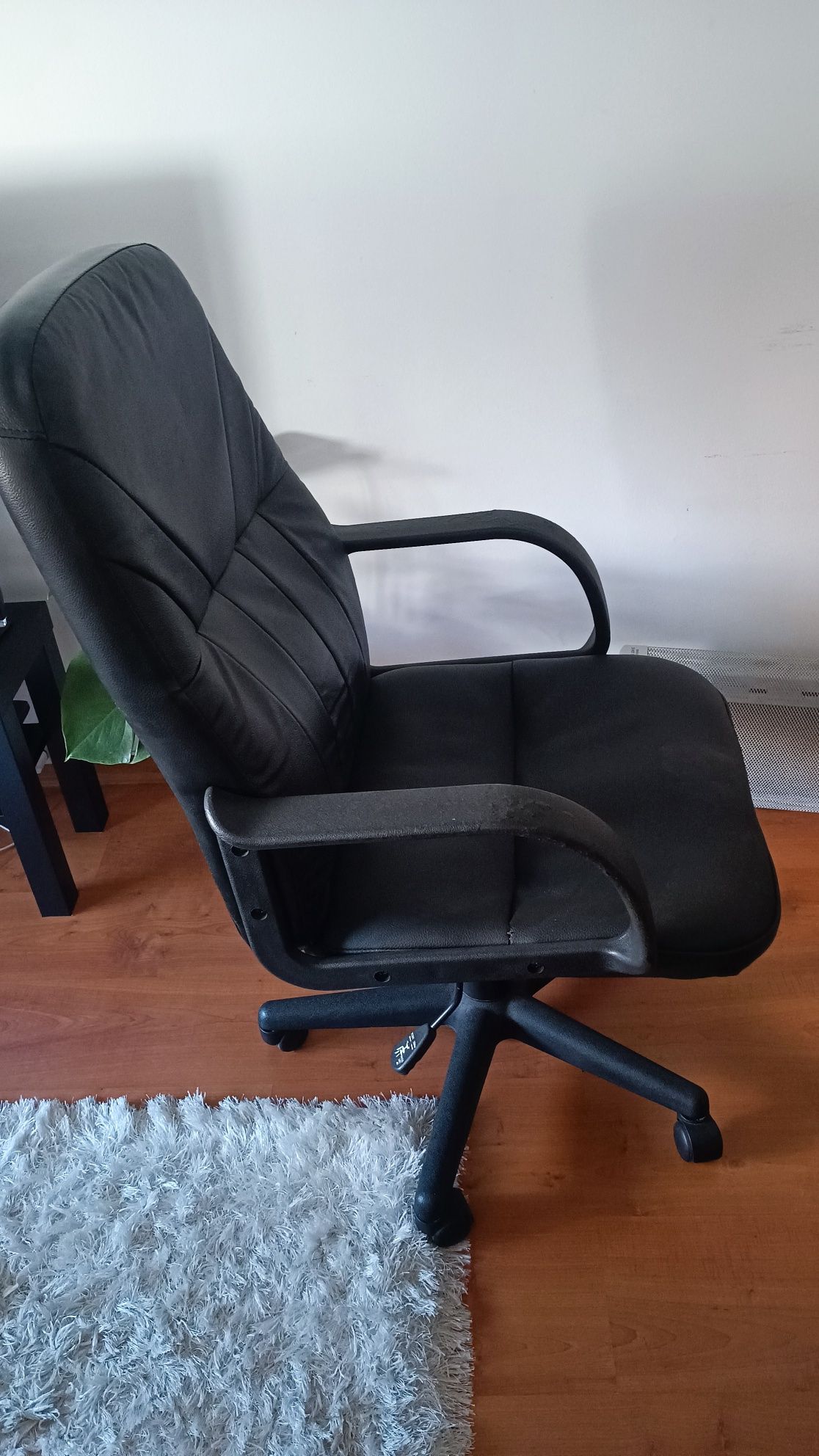 Cadeira escritório como nova