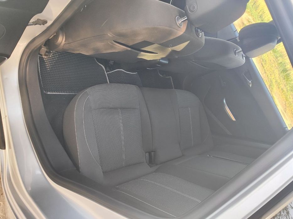 Автомобіль Opel Astra J від власника