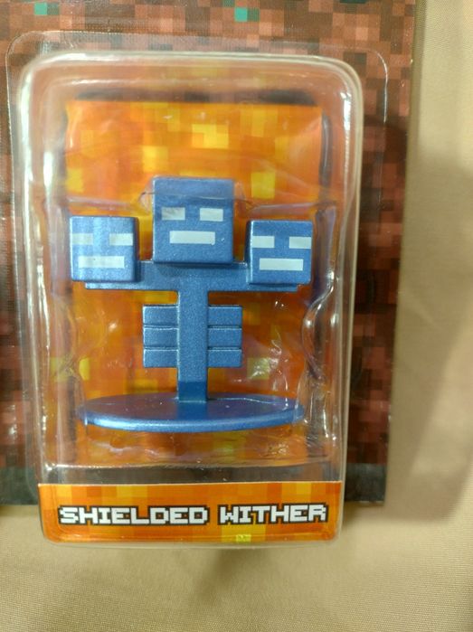 Figurka kolekcjonerska Minecraft Shielded Wither