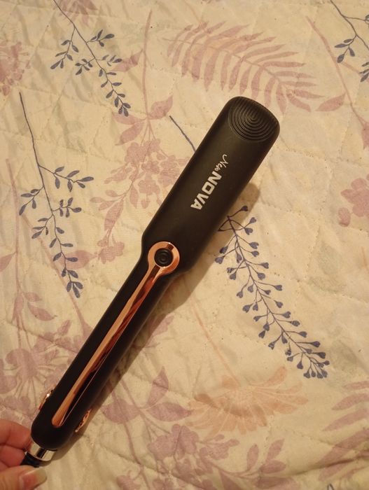 Prancha nova profissional