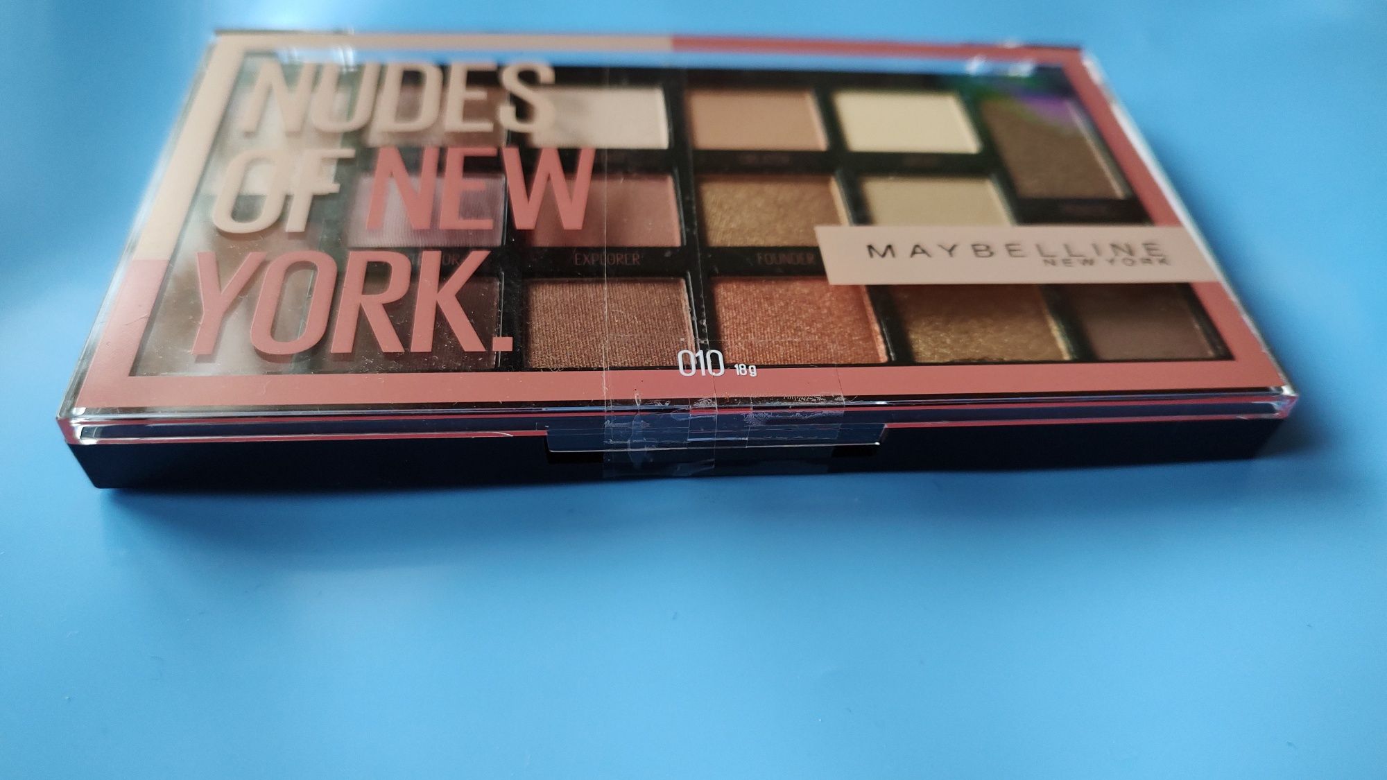 Продам нову палітру тіней Maybelline Nudes of New York