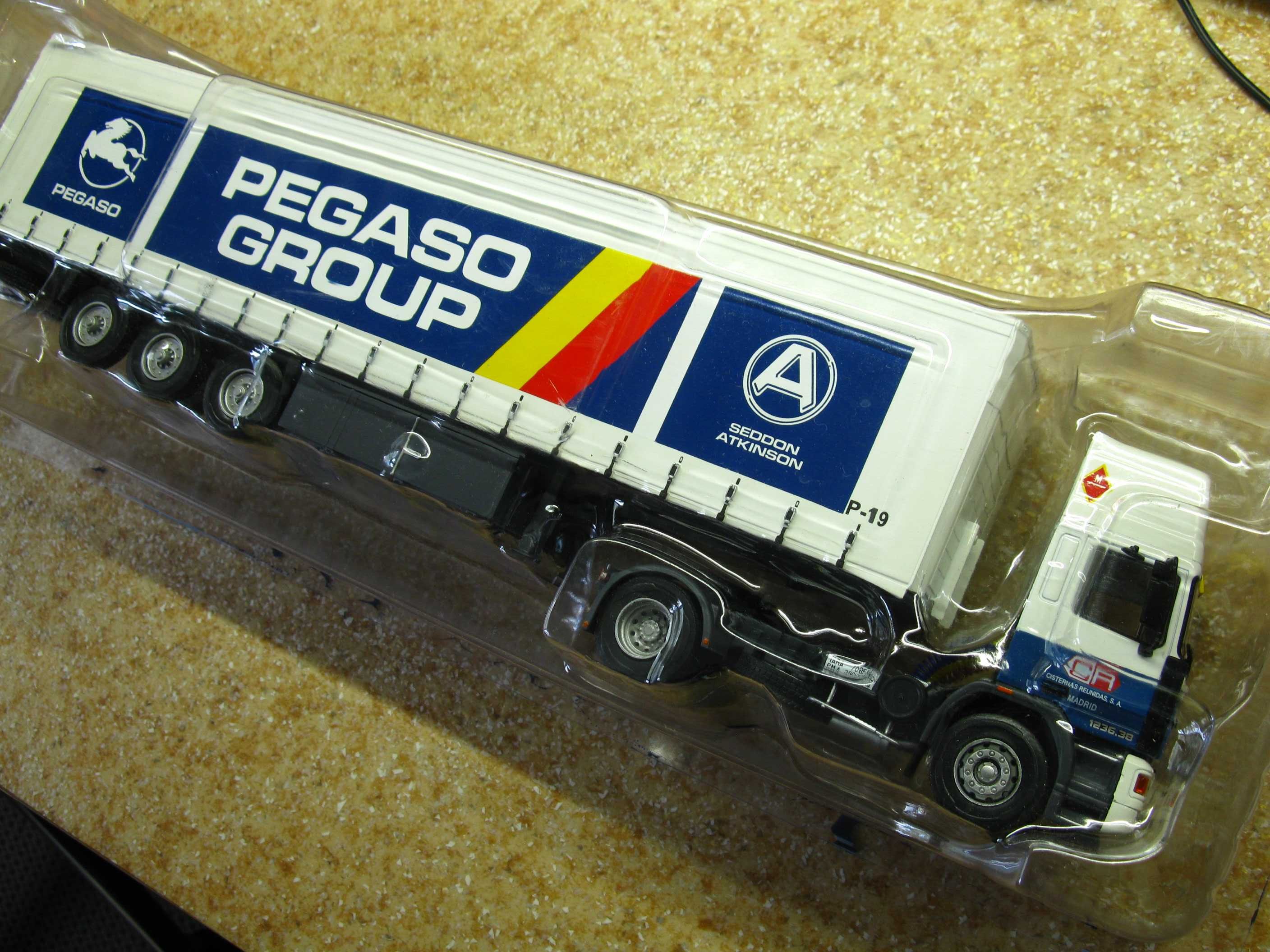 Pegaso Troner Truck + Trailer (1988) 1:43 Atlas