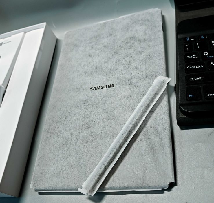 Tablet Samsung Galaxy Tab S6 Lite 4G LTE Jak Nowy Etui Klawiatur Rysik