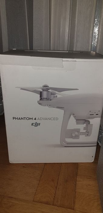 Dji phantom 4 Advanced w bdb stanie