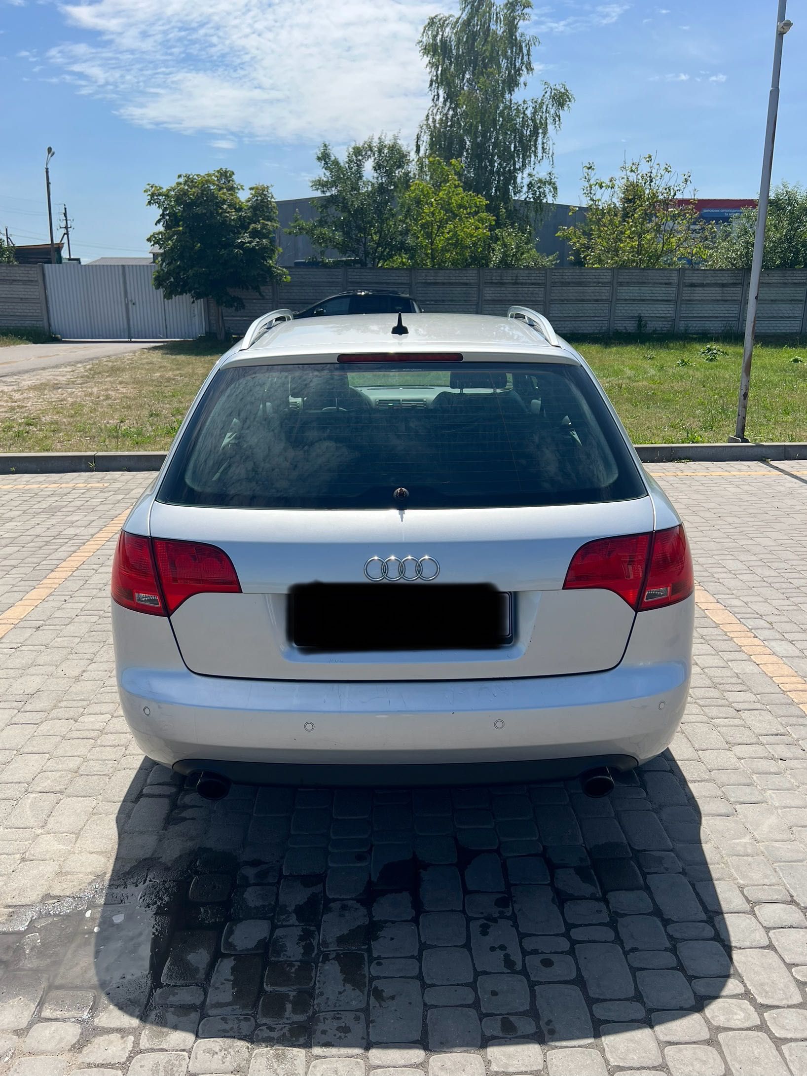 Audi a4 b7 v6-3.2fsi 2006р